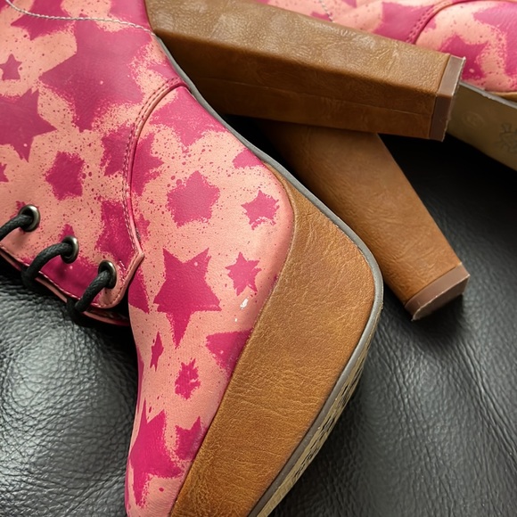 JF Pink Star Booties - Picture 9 of 9
